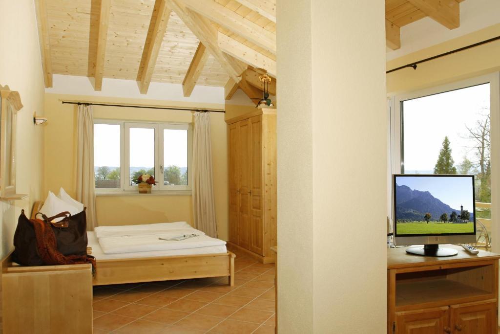 توتزينغ Hotel Garni Mowe الغرفة الصورة